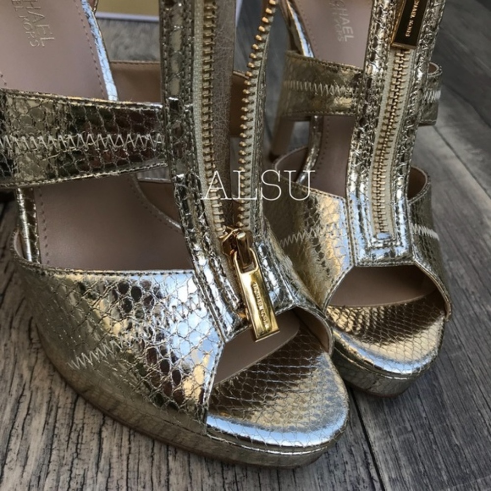 Michael Kors Damite Platform Embossed Pale Gold W - Picture 6 of 8